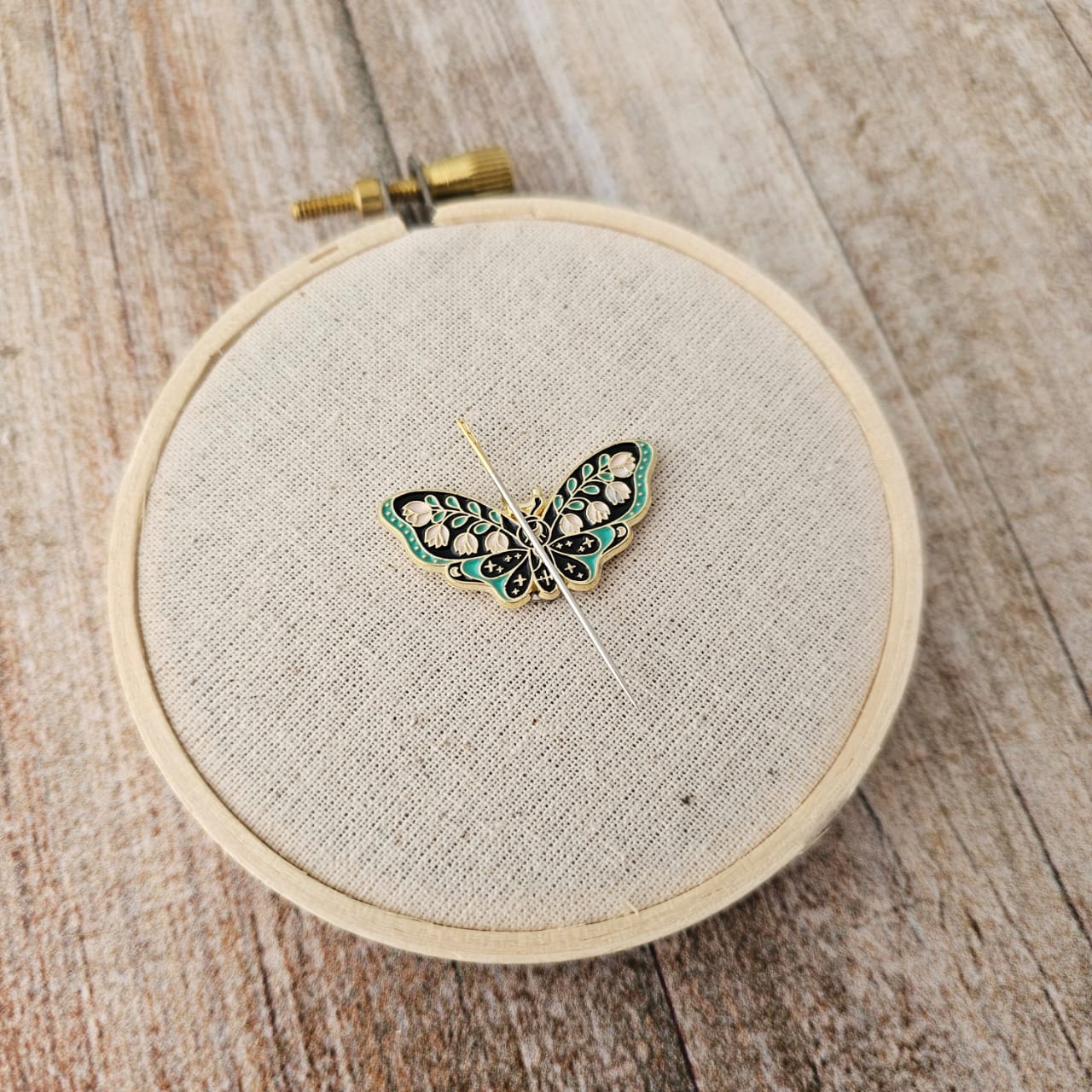 Imán para agujas Mariposa verde