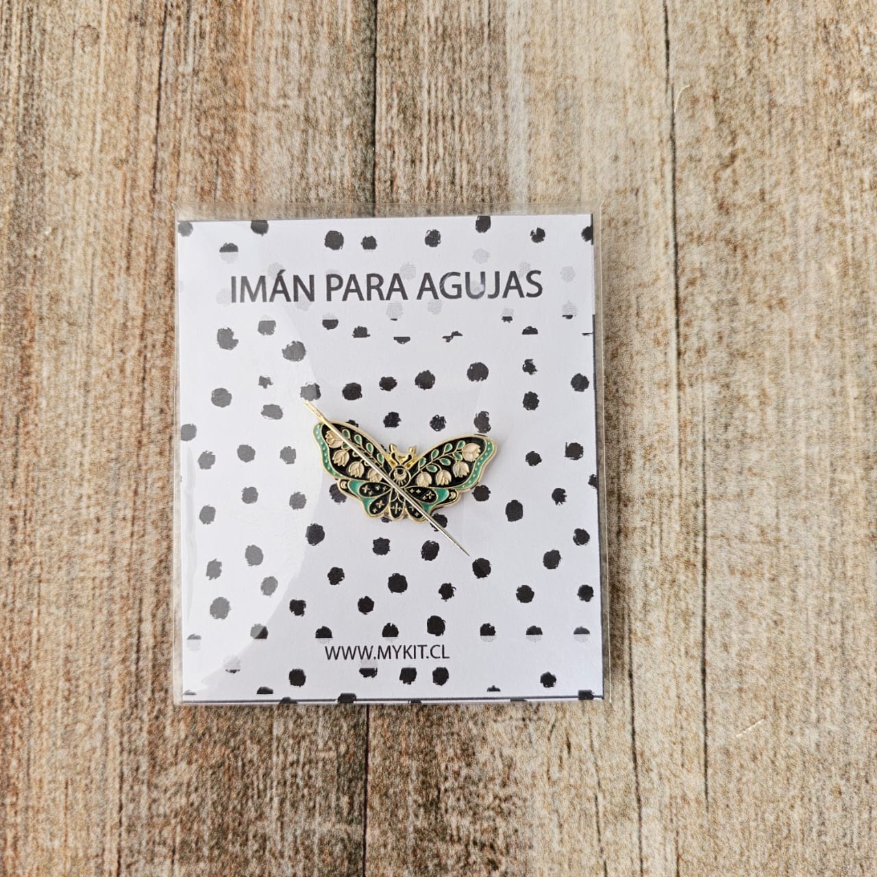 Imán para agujas Mariposa verde